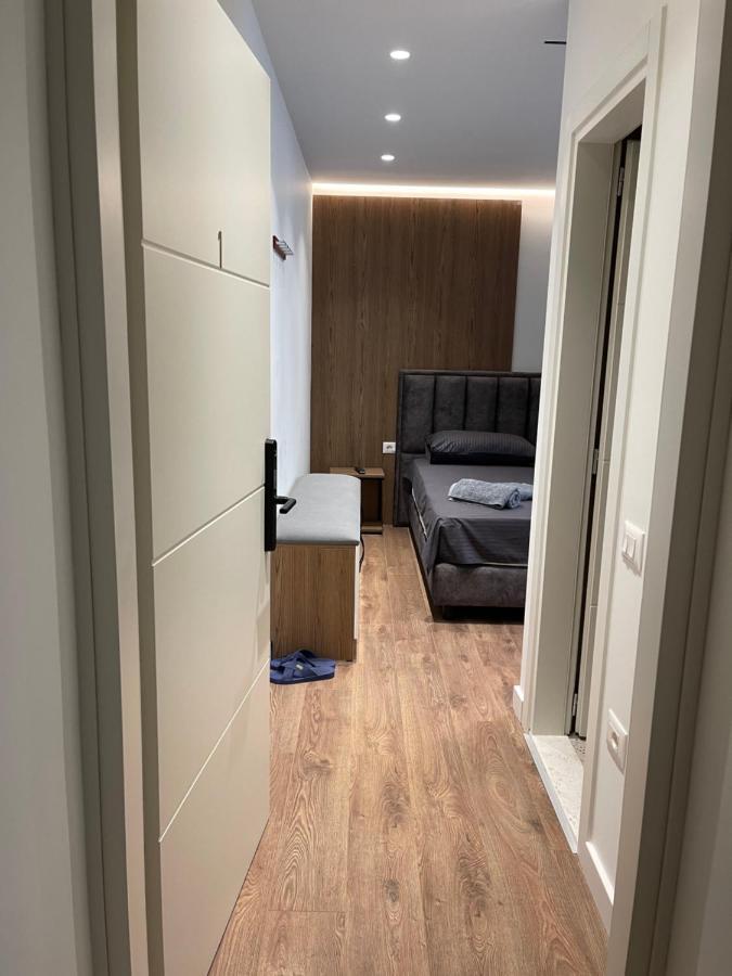Downtown Studio Apartments Тирана Экстерьер фото